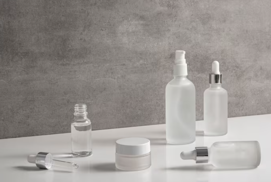 保養品OEM常見問題 FAQ：成本、試樣、包材與交期一次整理